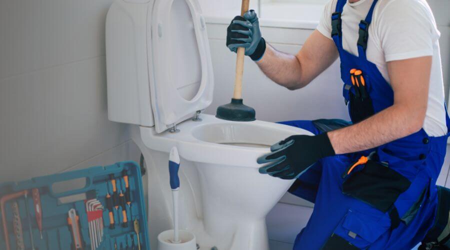 Professional emergency plumbing in Uniontown, AL